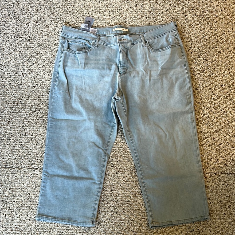 Levi's Women's Ankle & Cropped Jeans - Light Blue